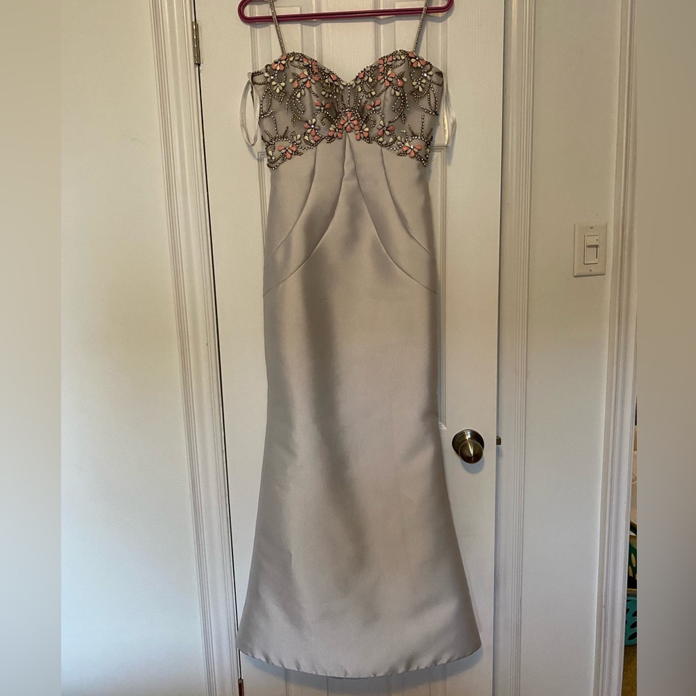 Silver evening gown worn once petite 5”4-5”5